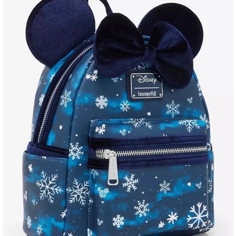 LOUNGEFLY DISNEY MINNIE MOUSE SNOWFLAKE COSPLAY MINI BACKPACK 2023 NWT BEAUTIFUL - Picture 2 of 4